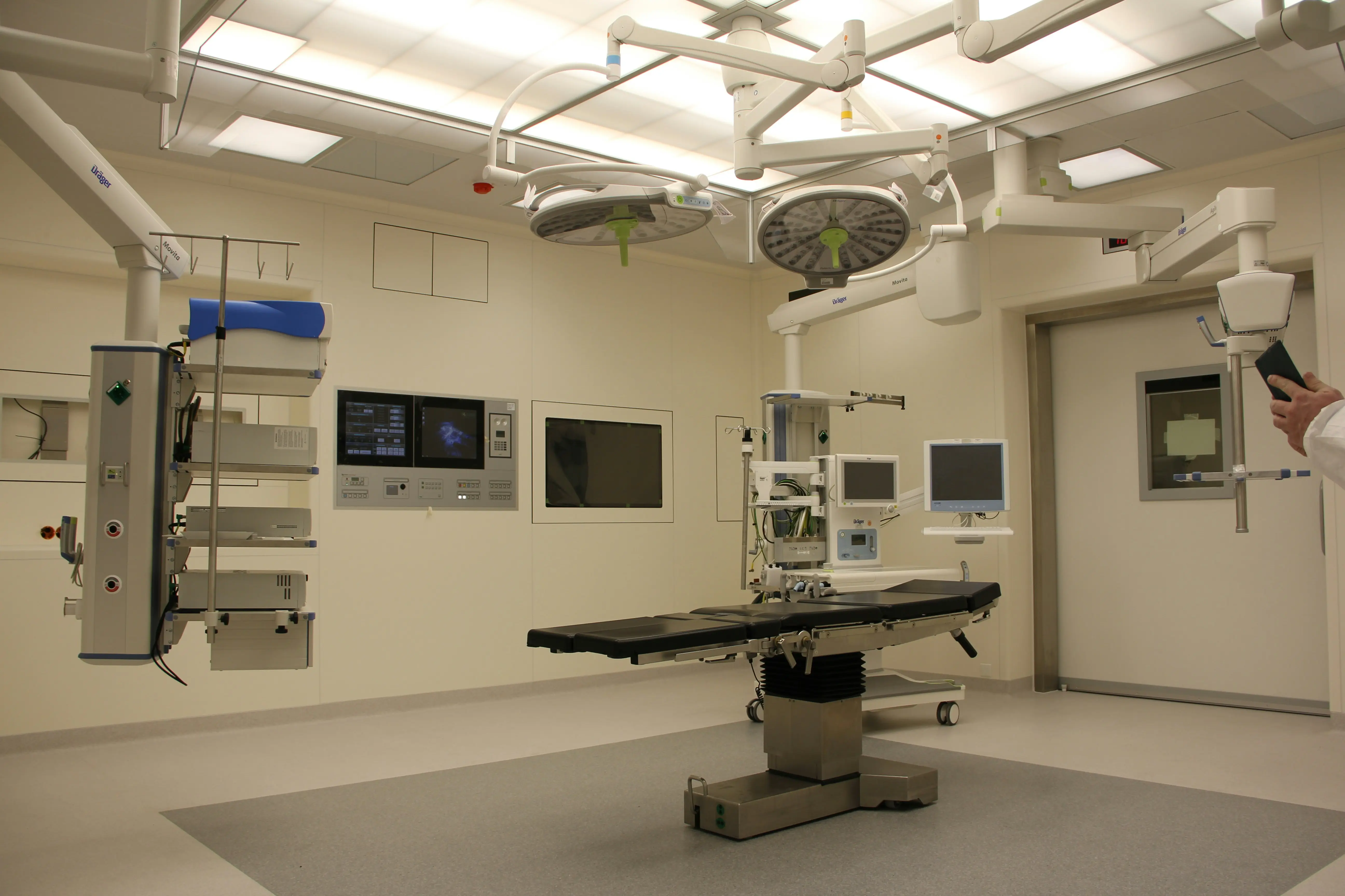 Medical technology — precision devices and laboratory environment